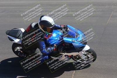media/Oct-01-2023-SoCal Trackdays (Sun) [[4c570cc352]]/Turn 10 Inside (1250pm)/